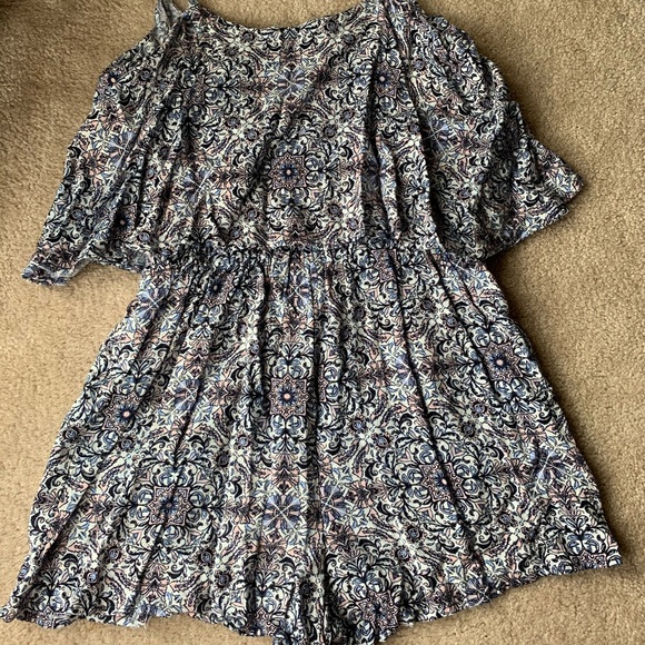 Cute Charlotte Russe Paisley Romper - Picture 2 of 3